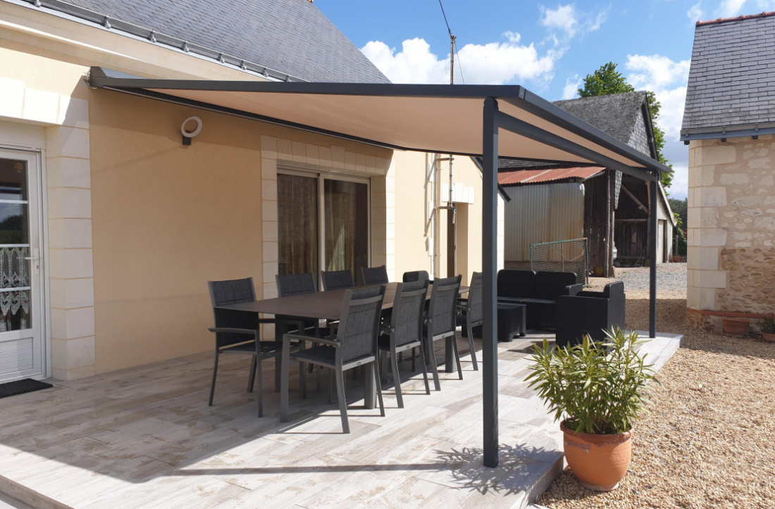 Carports, pergolas : des solutions simples d’extension