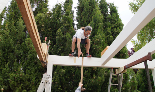Risque de sécurité lié à la pose d'une pergola par soi-même