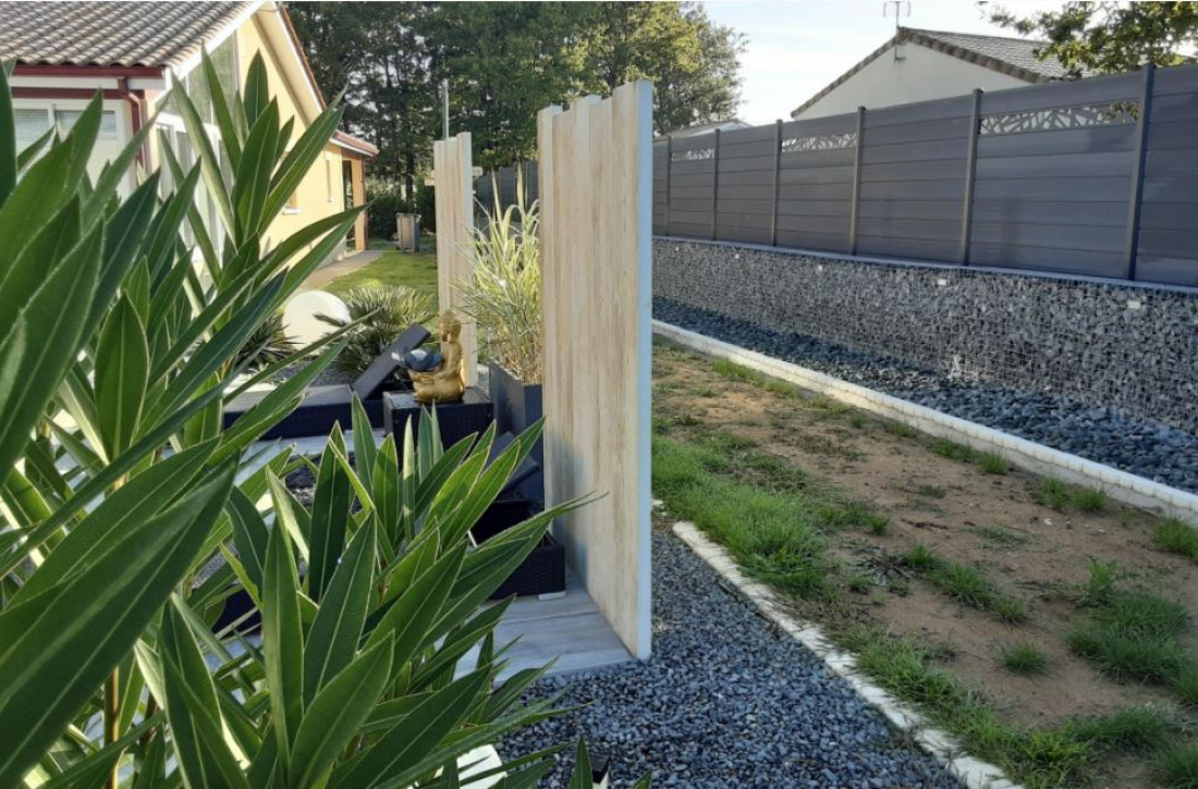 Cl&ocirc;tures XXL sur muret