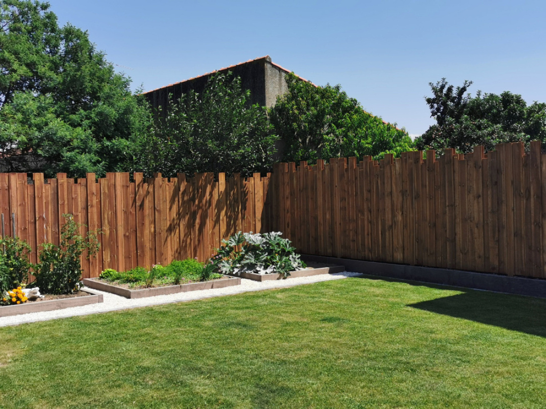 Cl&ocirc;ture en bois