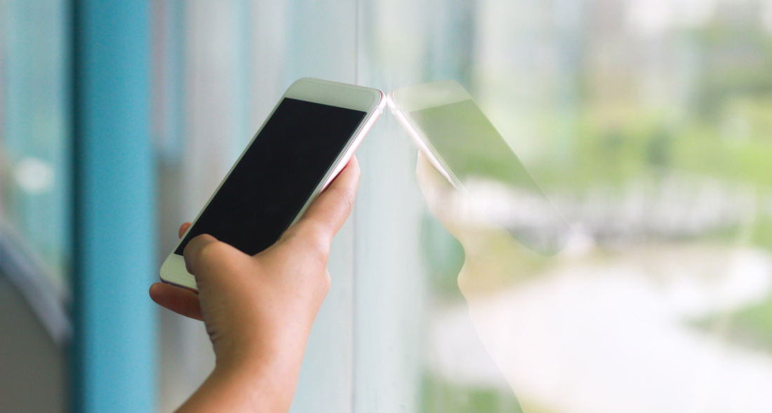 Store banne et domotique Contrôle facile via une application