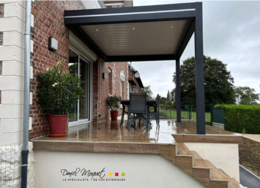Une pergola bioclimatique pour sublimer votre extérieur à Bazentin !