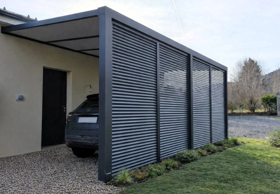 Carport fermé : de quoi s’agit-il exactement ?