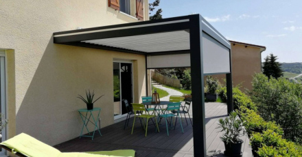Pourquoi choisir une pergola bioclimatique
