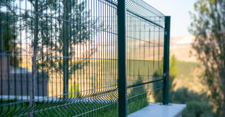 Les avantages et inconvénients de la clôture grillage
