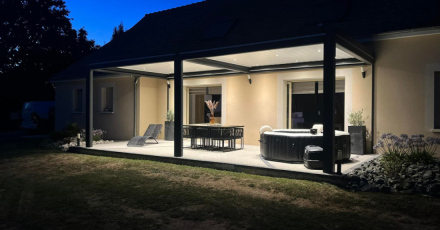 Choisir une pergola adossée