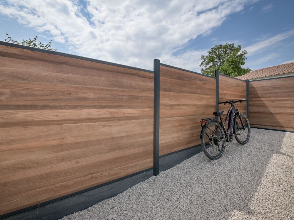 La clôture en bois composite révolutionne le marché de l